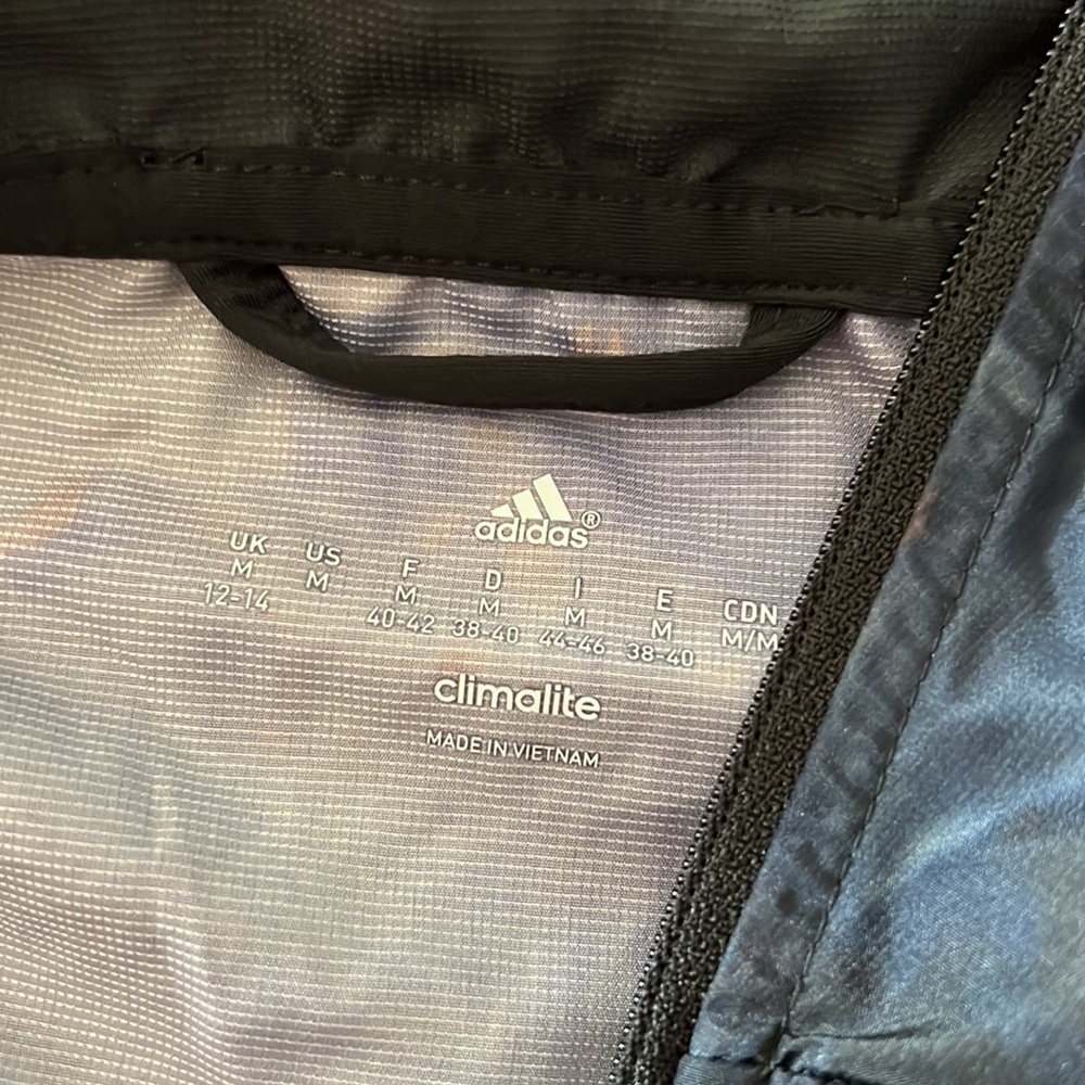 Adidas wind breaker - Picture 6 of 6